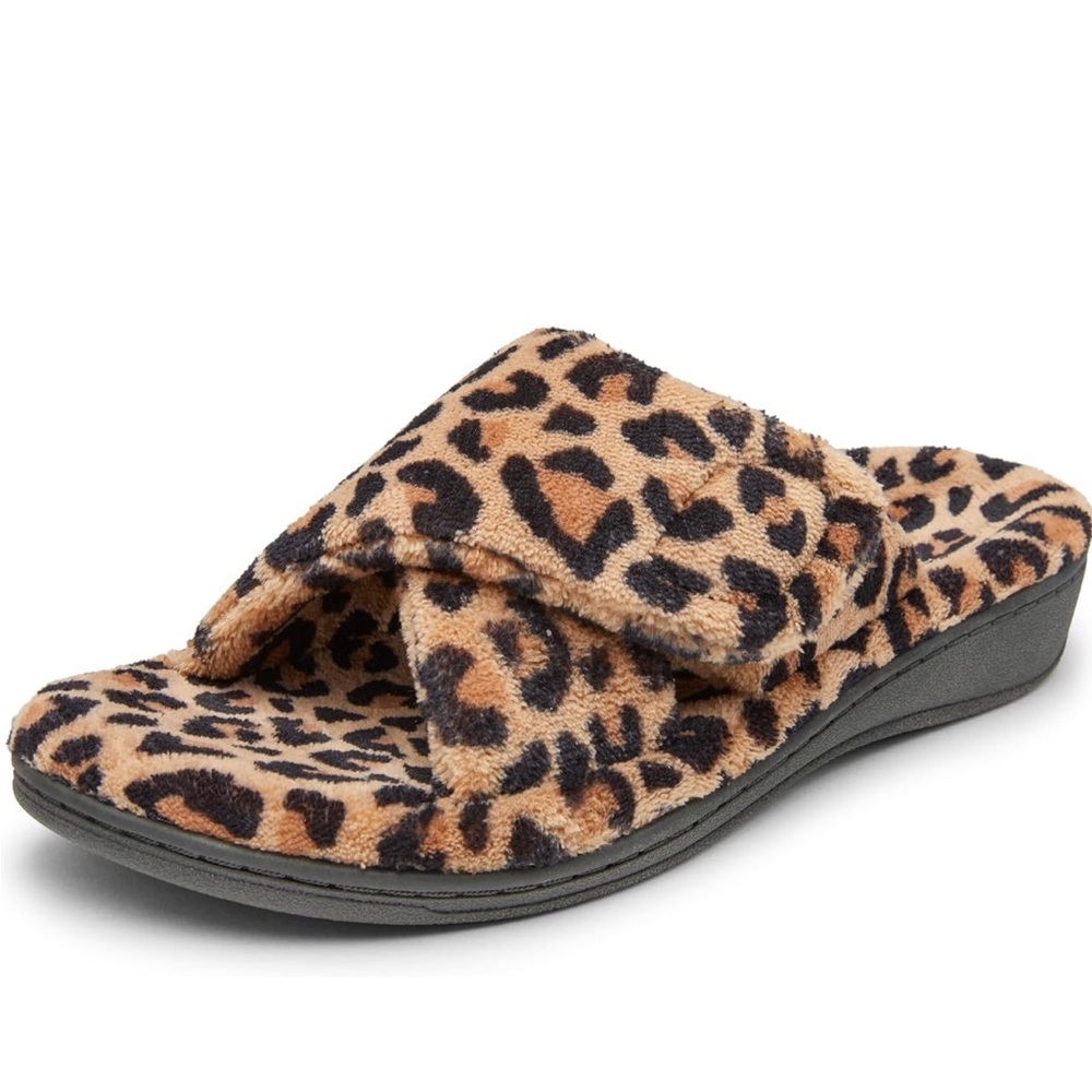 Vionic Women's Tan Leopard Slippers